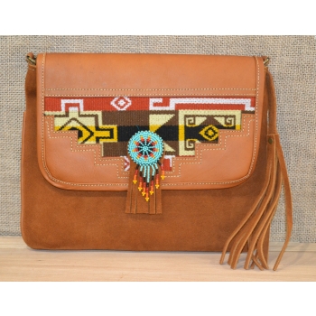 Torebka ze skóry etno w brązowym kolorze  z koralikami mullo .